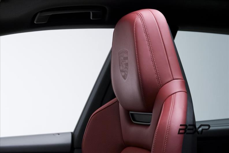 Porsche-MACAN-4