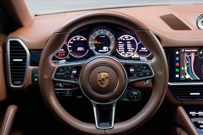 Porsche-CAYENNE-3.0 V6 E-hybrid Coupé Platinum Edition AWD S