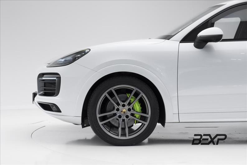 Porsche-CAYENNE-3.0 V6 E-hybrid Platinum Edition AWD S