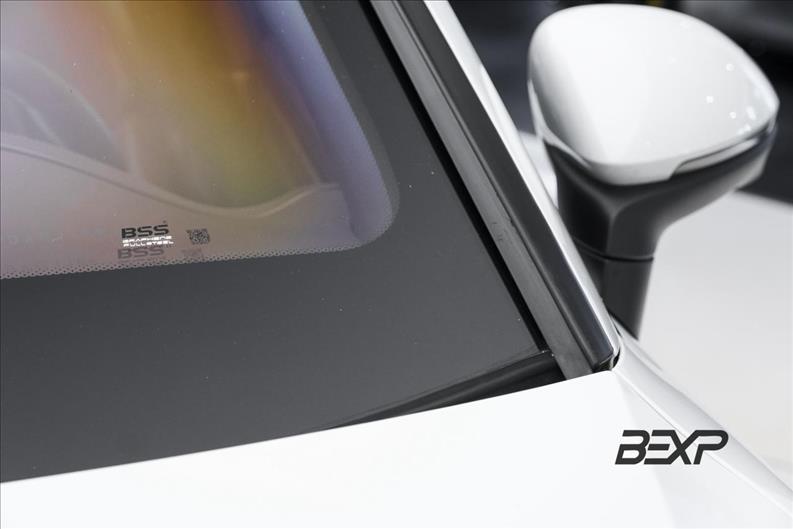 Porsche-CAYENNE-3.0 V6 E-hybrid Platinum Edition AWD S