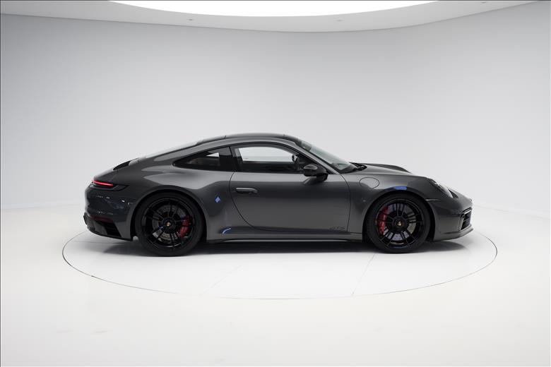 Porsche-911-3.0 24V H6 Carrera 4 GTS