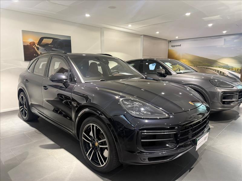Porsche-CAYENNE-4.0 V8 Turbo AWD S