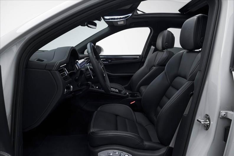 Porsche-MACAN-2.9 V6 Biturbo S