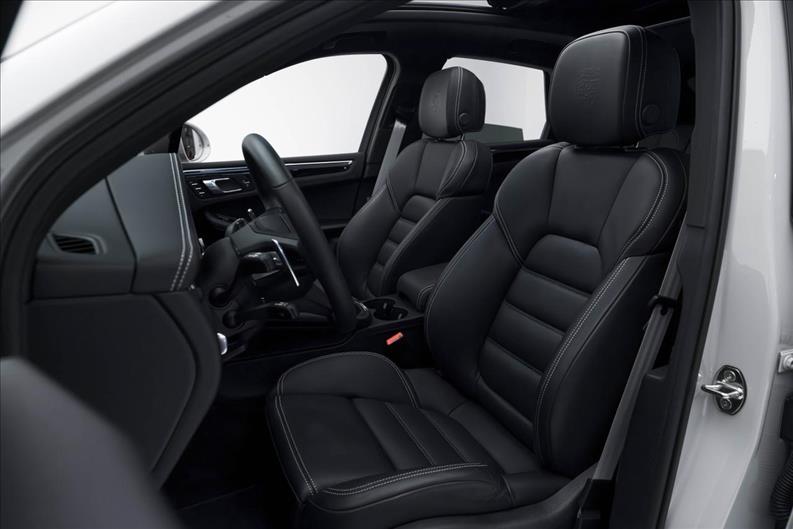 Porsche-MACAN-2.9 V6 Biturbo S