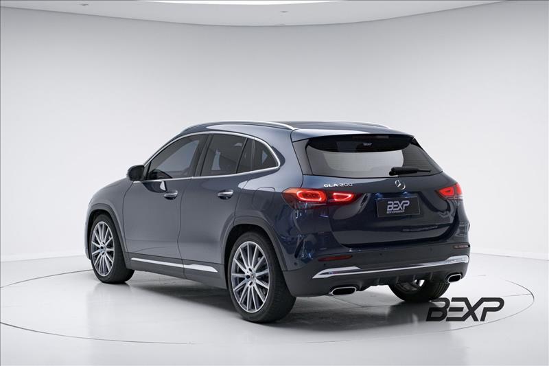 MERCEDES BENZ-GLA 200-1.3 GCI AMG Line 7g-dct