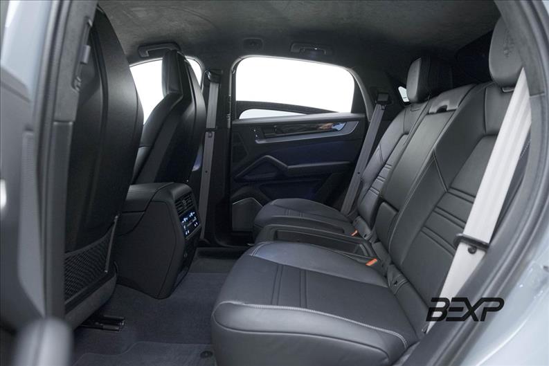 Porsche-CAYENNE-4.0 V8 Turbo GT Coupé AWD S