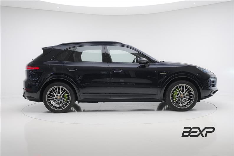 Porsche-CAYENNE-3.0 V6 E-hybrid Platinum Edition AWD S