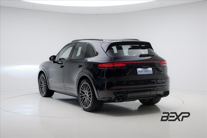 Porsche-CAYENNE-3.0 V6 E-hybrid Platinum Edition AWD S