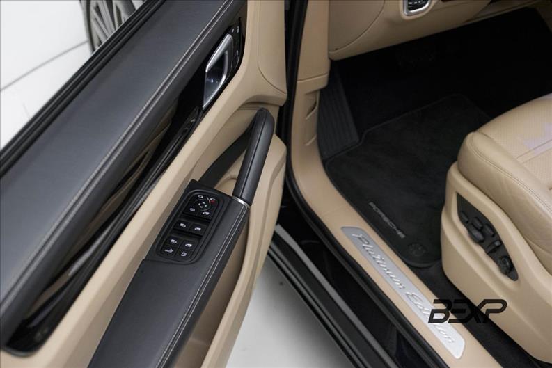 Porsche-CAYENNE-3.0 V6 E-hybrid Platinum Edition AWD S