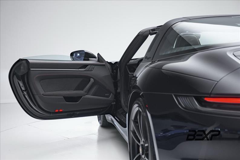 Porsche-911-3.0 24V H6 Targa 4 GTS