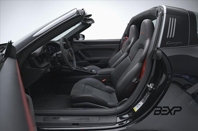 Porsche-911-3.0 24V H6 Targa 4 GTS