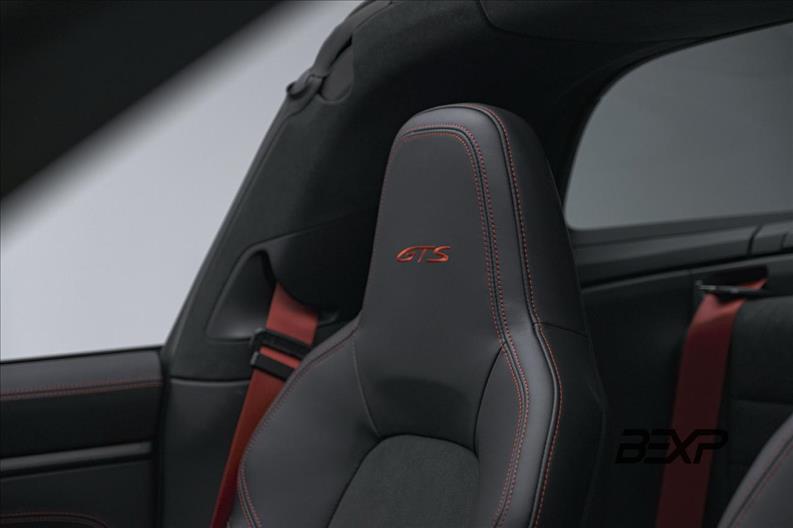 Porsche-911-3.0 24V H6 Targa 4 GTS