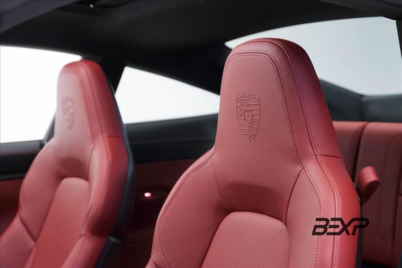 Porsche-911-3.0 24V H6 Carrera GTS