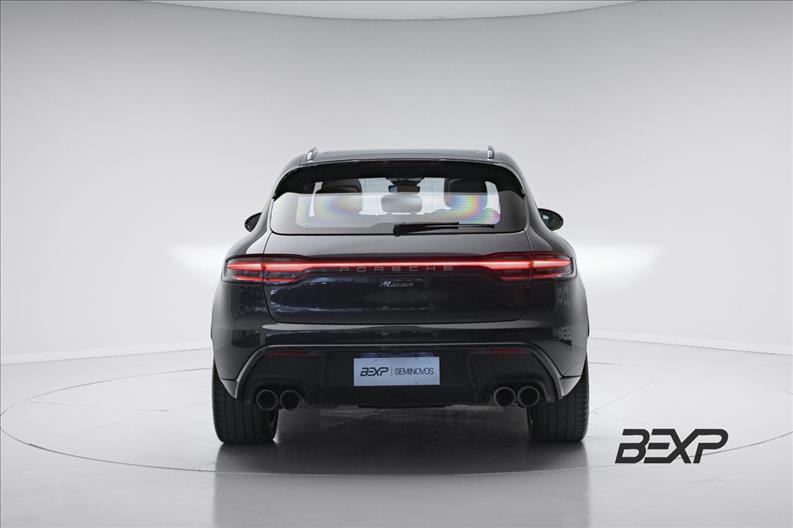 Porsche-MACAN-2.0 Turbo