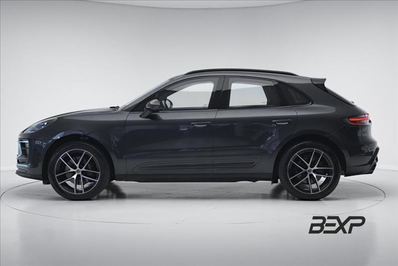 Porsche-MACAN-2.0 Turbo