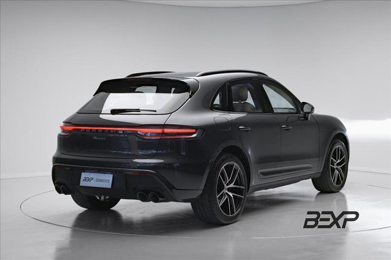 Porsche-MACAN-2.0 Turbo
