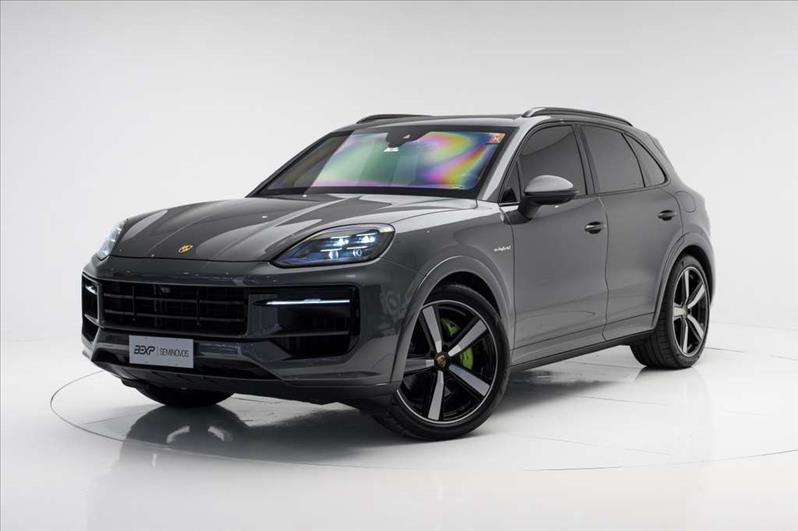 3.0 V6 E-hybrid AWD S