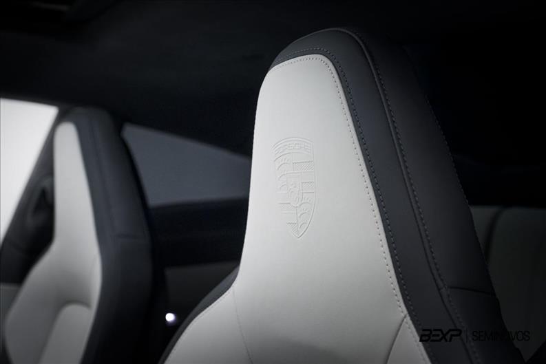 Porsche-911-3.0 24V H6 Carrera GTS