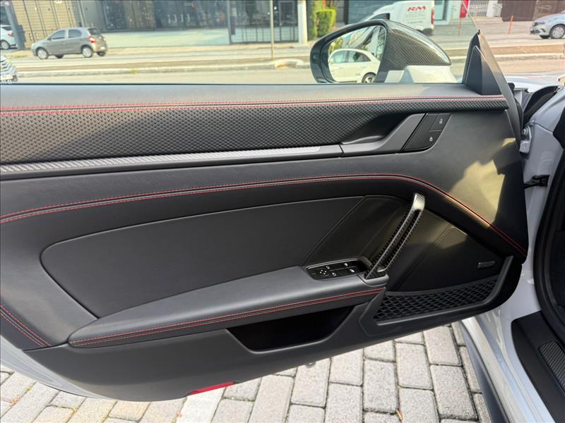 Porsche-911-4.0 24V H6 GT3 Touring