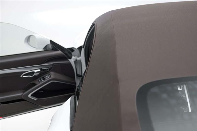 Porsche-911-3.8 24V H6 Turbo Cabriolet