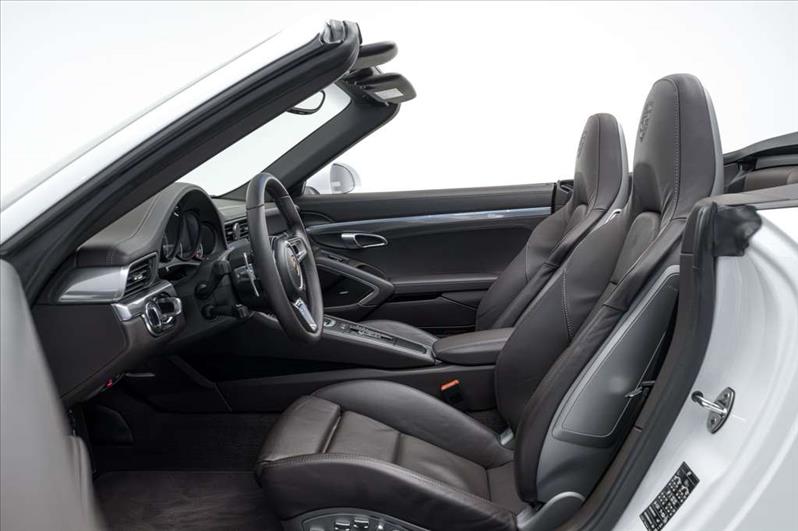 Porsche-911-3.8 24V H6 Turbo Cabriolet