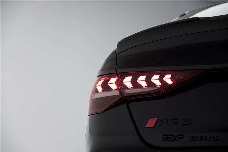 Audi-RS3-2.5 TFSI Sedan Track Quattro