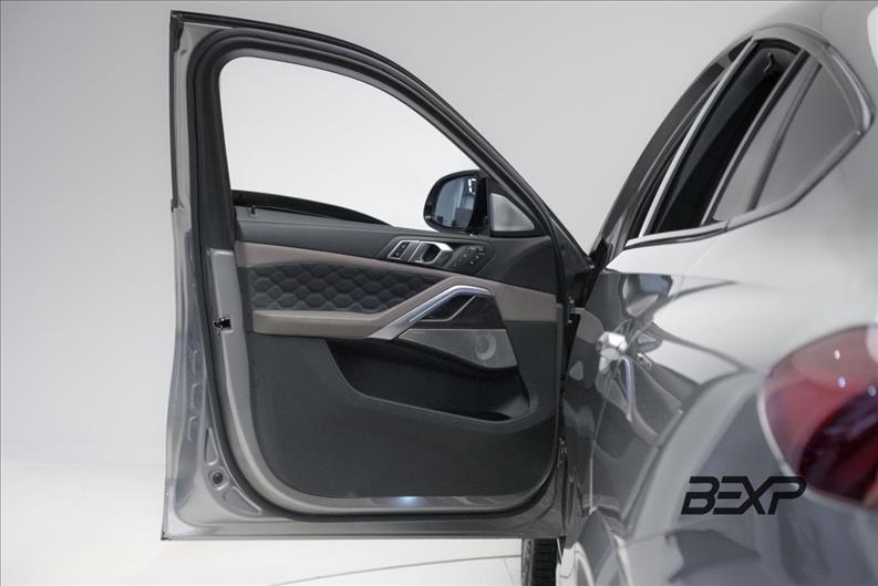 BMW-X6-4.4 V8 Biturbo M Competition