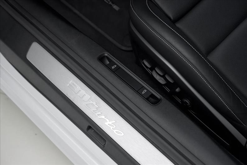 Porsche-911-3.8 24V H6 Turbo