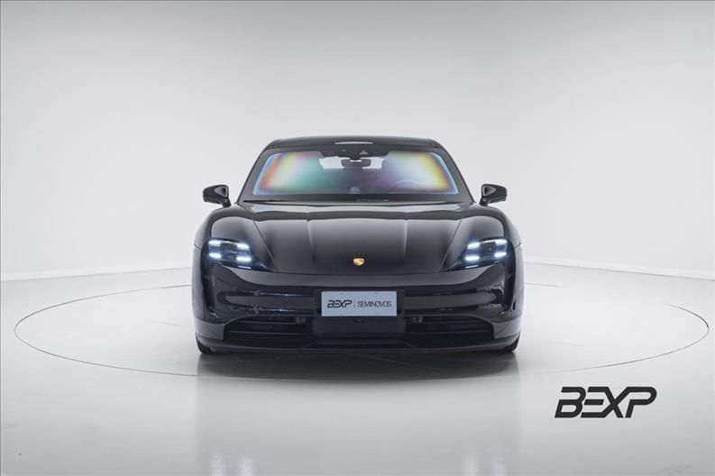 Porsche-TAYCAN-4s