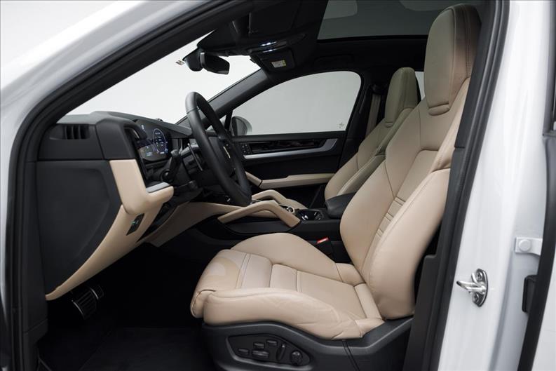 Porsche-CAYENNE-3.0 V6 E-hybrid Coupé AWD S