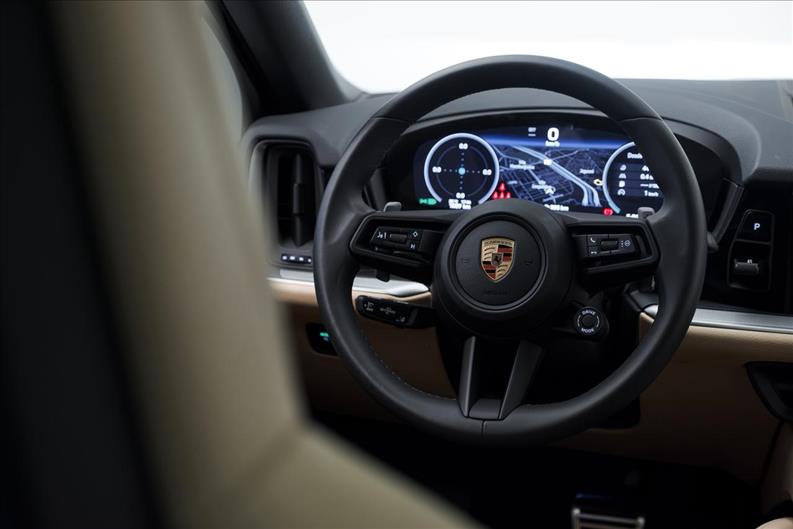 Porsche-CAYENNE-3.0 V6 E-hybrid Coupé AWD S