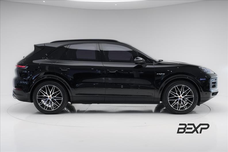 Porsche-CAYENNE-3.0 V6 E-hybrid AWD S