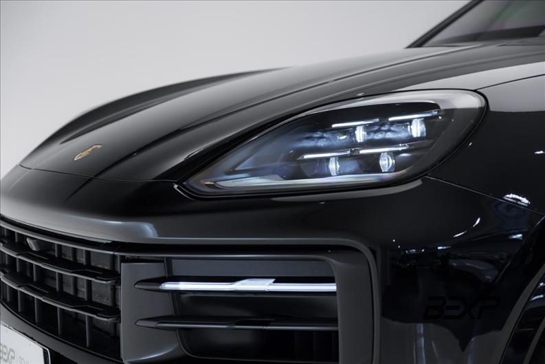 Porsche-CAYENNE-3.0 V6 E-hybrid AWD S