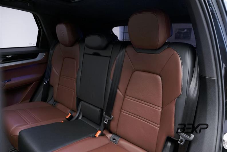 Porsche-CAYENNE-3.0 V6 E-hybrid AWD S