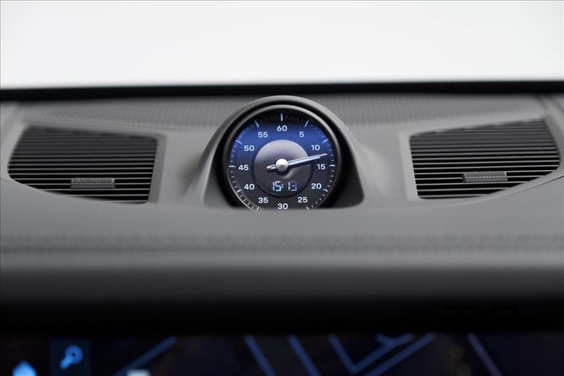 Porsche-CAYENNE-3.0 V6 E-hybrid AWD S