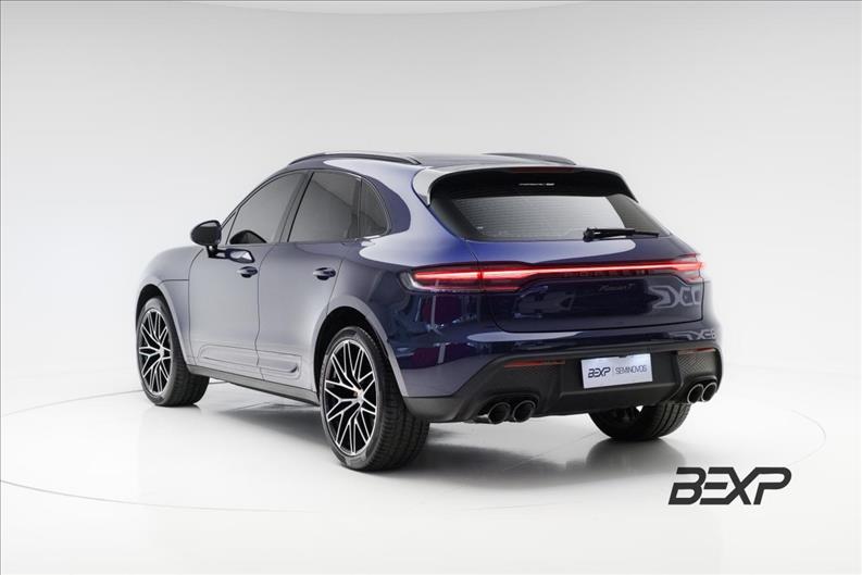 Porsche-MACAN-2.0 Turbo T