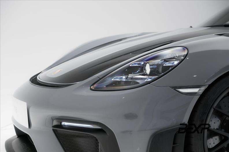Porsche-718-4.0 H6 Cayman GT4 RS
