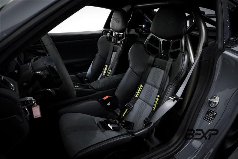 Porsche-718-4.0 H6 Cayman GT4 RS
