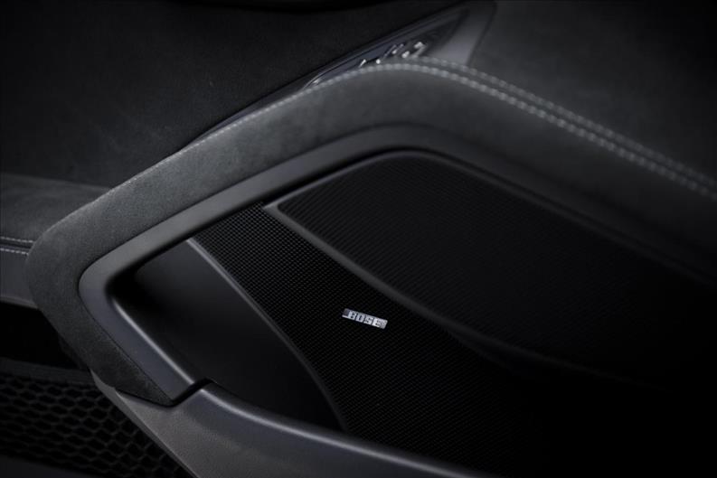 Porsche-718-4.0 H6 Cayman GT4 RS
