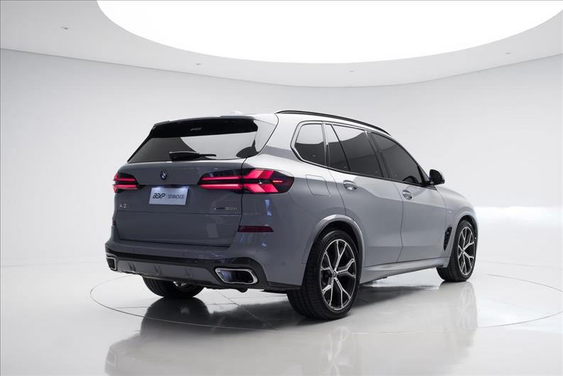 BMW-X5-3.0 I6 Turbo 50E M Sport