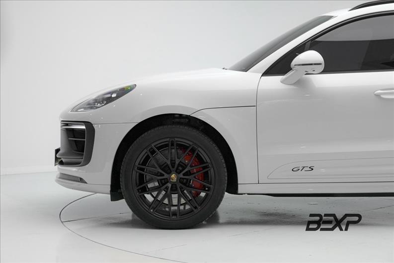 Porsche-MACAN-2.9 V6 Biturbo GTS