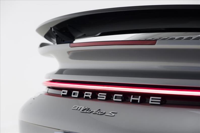 Porsche-911-3.8 24V H6 Turbo S