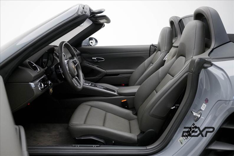 Porsche-718-2.0 16V H4 Boxster