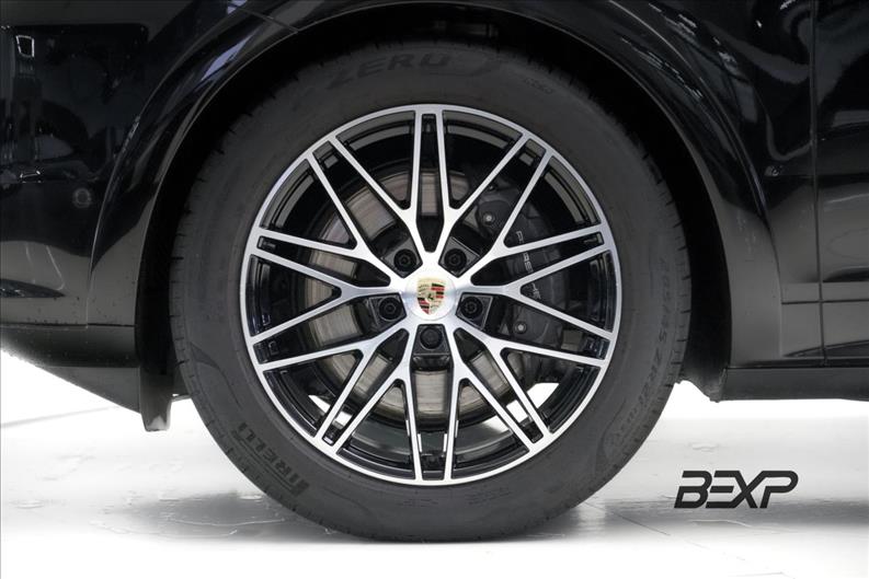 Porsche-CAYENNE-3.0 V6 E-hybrid AWD S
