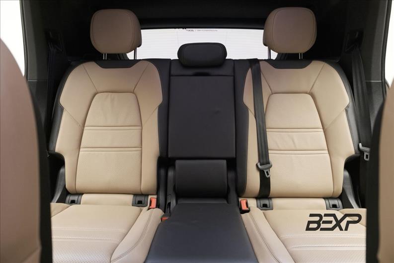 Porsche-CAYENNE-3.0 V6 E-hybrid AWD S