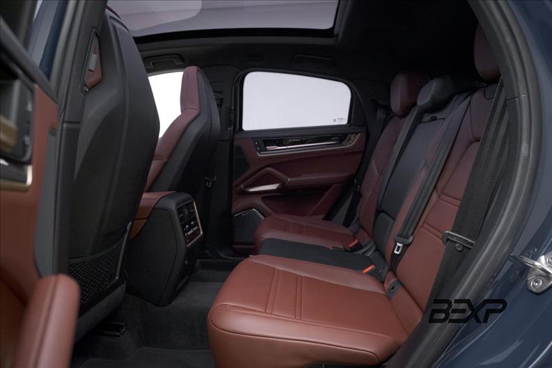 Porsche-CAYENNE-3.0 V6 E-hybrid Coupé AWD S