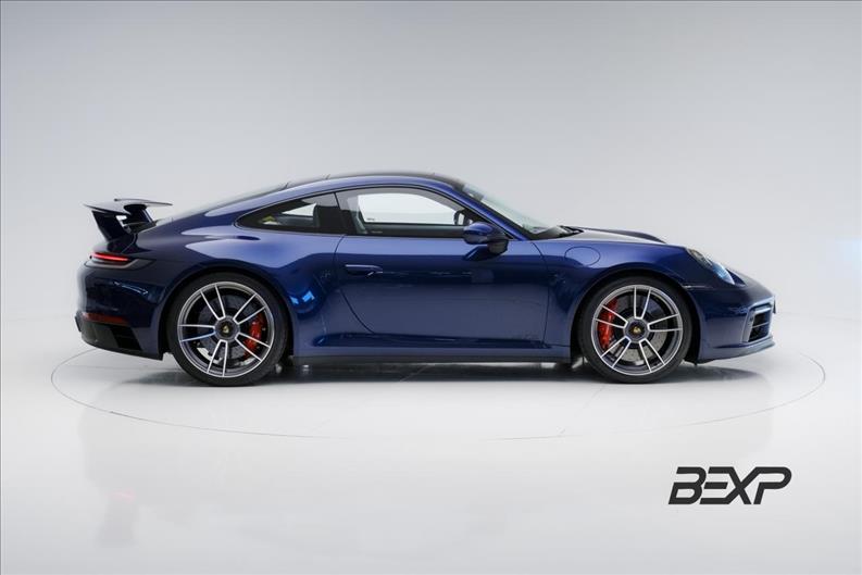 Porsche-911-3.0 24V H6 Carrera 4 GTS