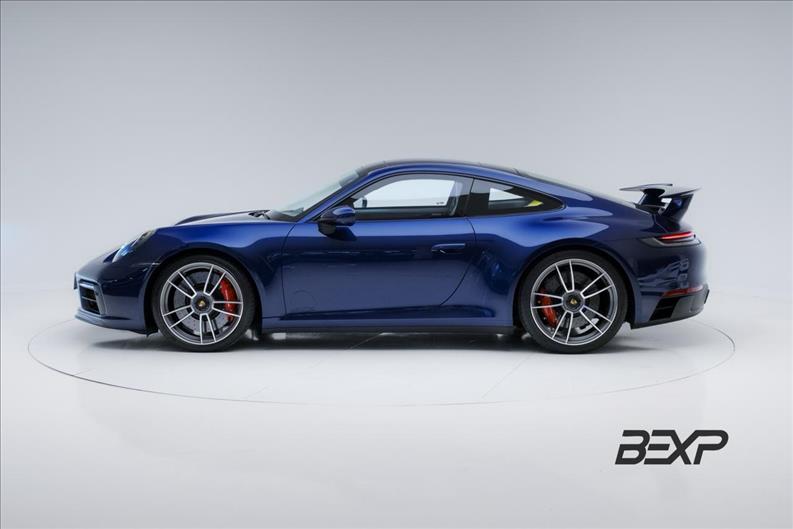 Porsche-911-3.0 24V H6 Carrera 4 GTS