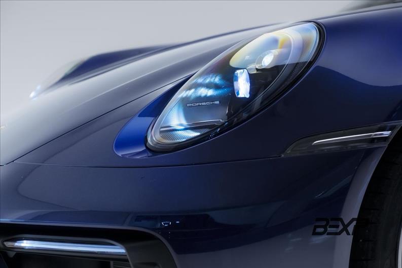 Porsche-911-3.0 24V H6 Carrera 4 GTS