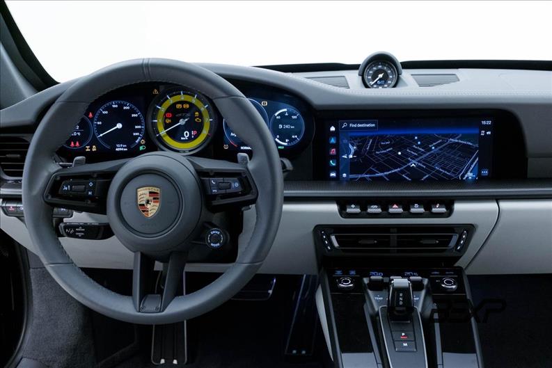 Porsche-911-3.0 24V H6 Carrera 4 GTS